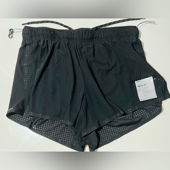 SATISFY 2.5" Distance Straight-Leg Logo-Appliquéd Space‑O™ Shorts - Small - Picture 5 of 9